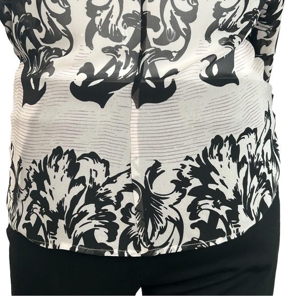 Nic & Zoe Criss-Cross Sleeveless Blouse NWOT - Picture 7 of 10